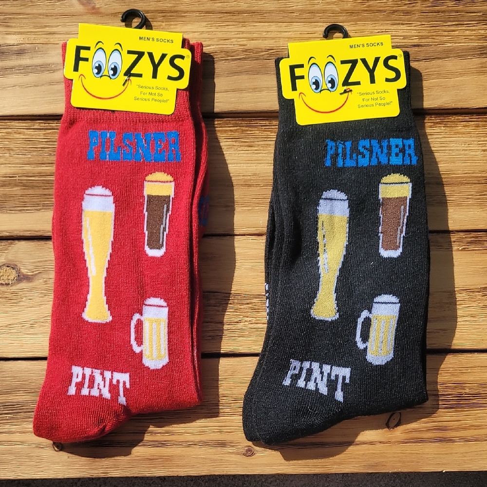 NWT Foozy's Men's Pint Fun Socks - Red and Black